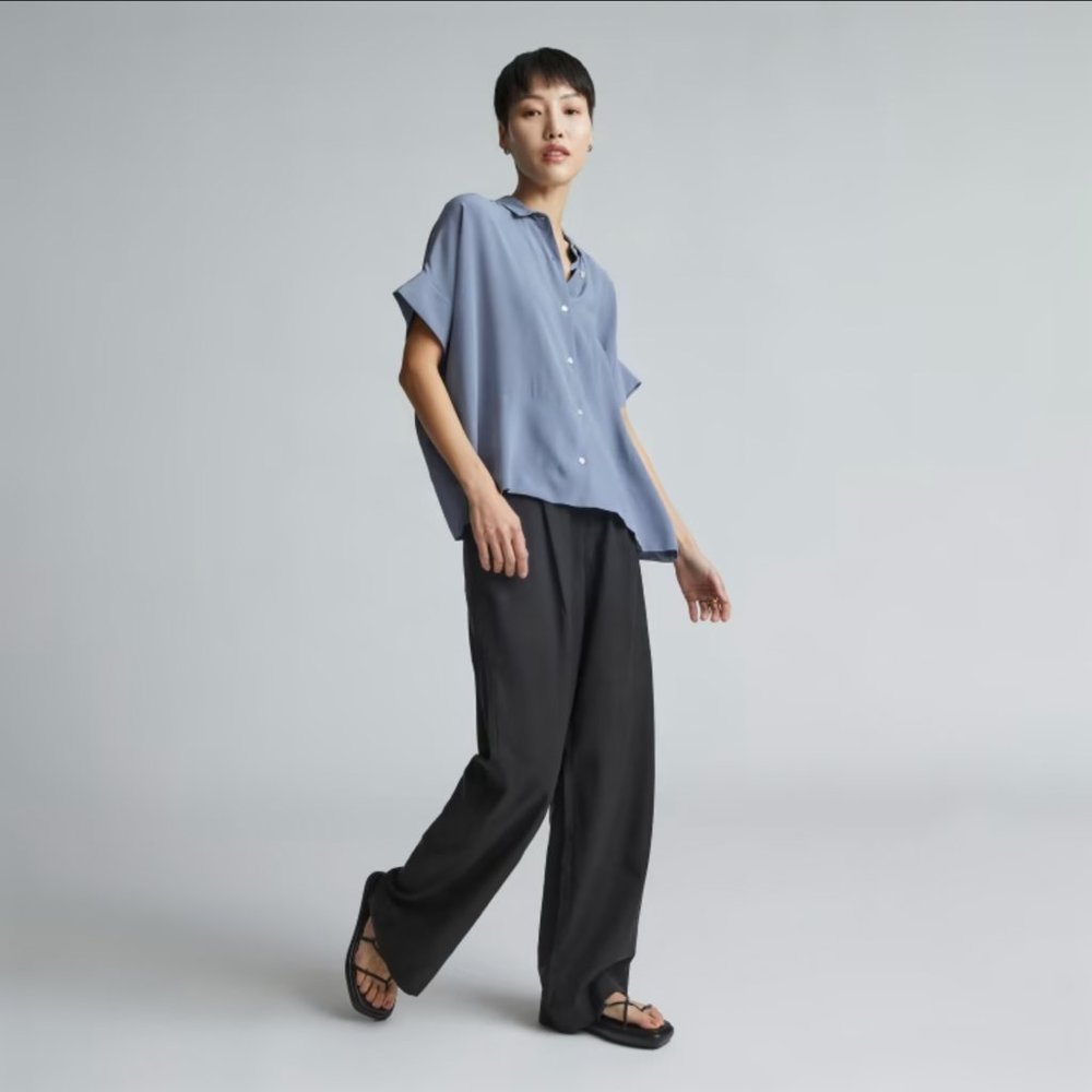 EVERLANE The Clean Silk Short-Sleeve Square Shirt French Blue NWT sz 4 - Picture 5 of 6